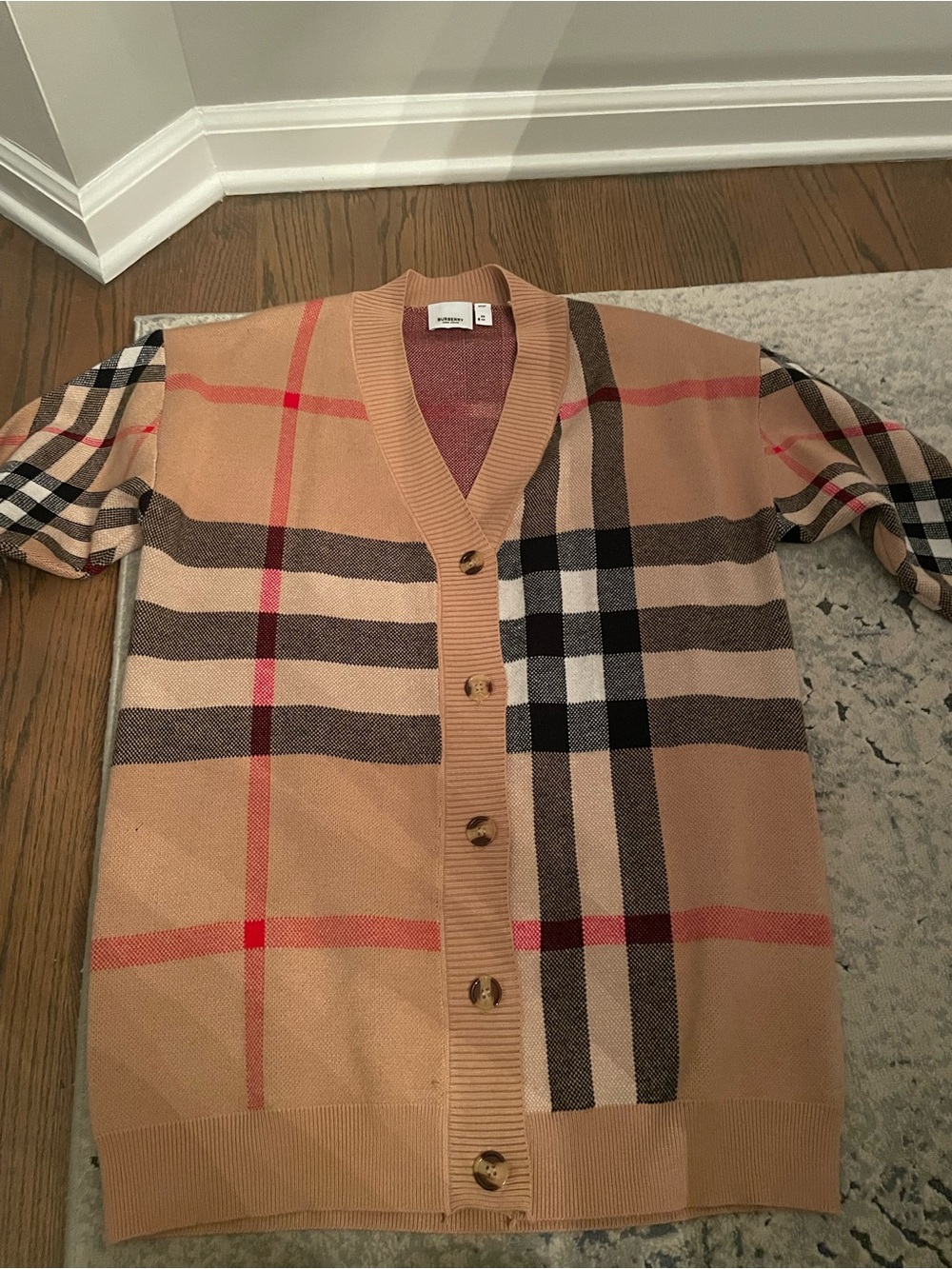Burberry Beige Plaid V‑Neck Cardigan with Black & Red Accents
